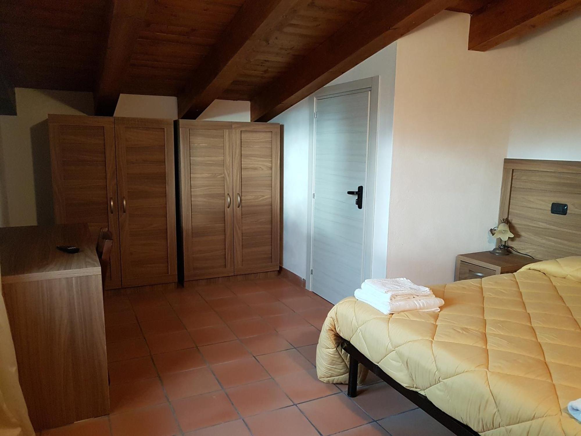 Agriturismo L'Ulivo パドゥーラ エクステリア 写真