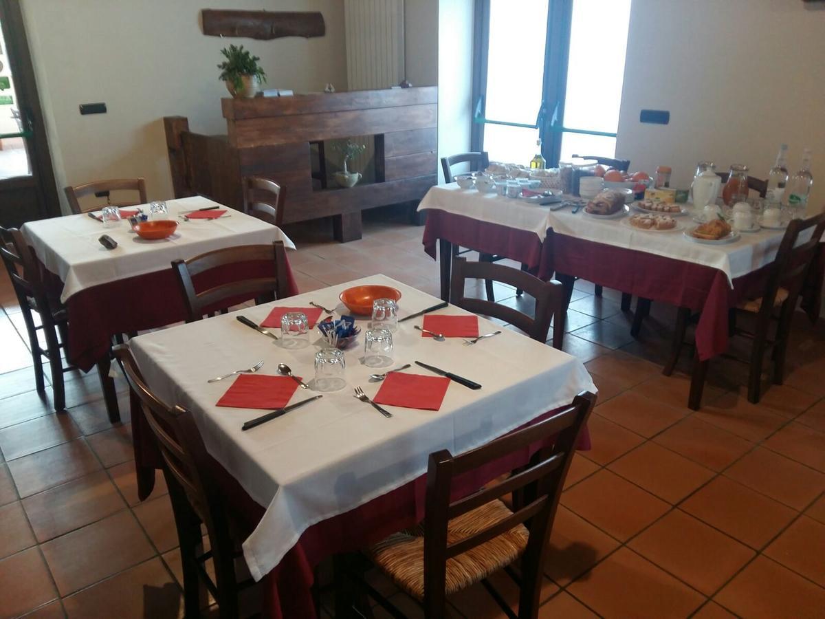 Agriturismo L'Ulivo パドゥーラ エクステリア 写真