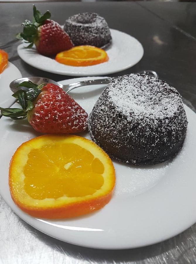 Agriturismo L'Ulivo パドゥーラ エクステリア 写真